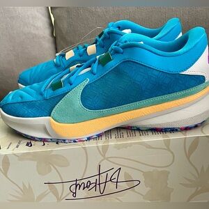 NEW NIKE ZOOM FREAK 5 Basketball Shoes Sneakers UNISEX SZ Men’s 9 Women’s 10.5